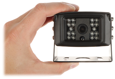 Vedere din faţă – camera are dimensiuni reduse