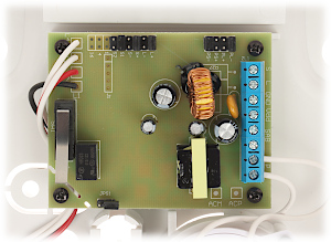 Sirenă 115 dB cu flasher roșu MR-300R 24V Sirenă 115 dB cu flasher roșu MR-300R 24V